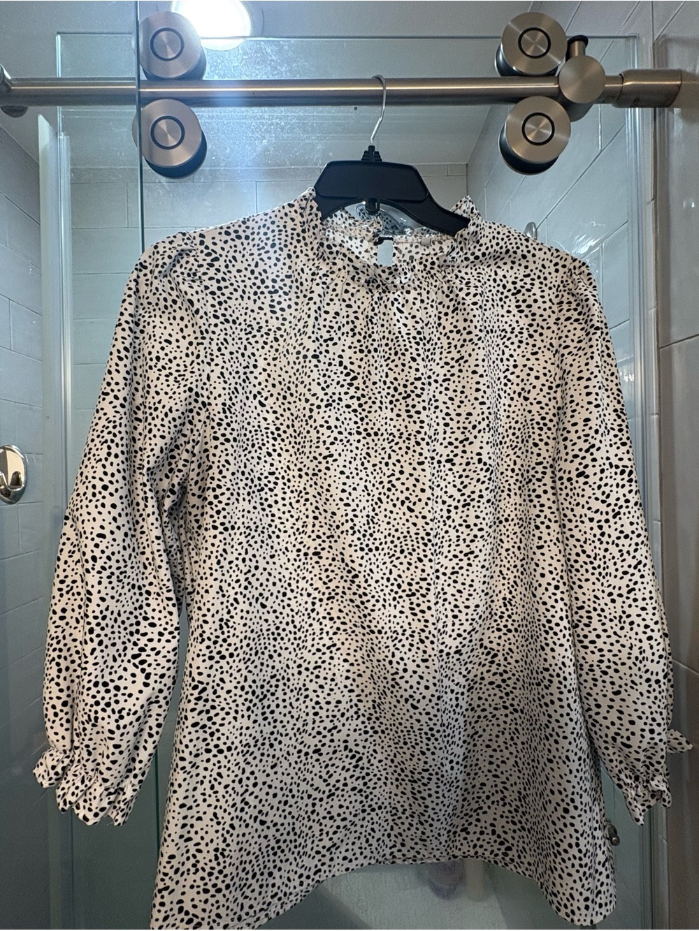 Women’s White and Black Spotted Long-Sleeve Blouse